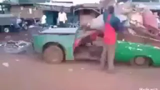 انا مش شاغل بالي بحد شاغلين بالهم بي انا ليه   حالتي