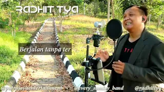 Download Seventeen - Menemukanmu ( Radhittya Cover ) MP3