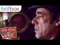 Download Lagu Trigger and Denzil Help Dispose of Del's Yellow Liquid | Only Fools and Horses