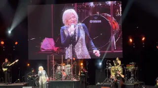 ترانه هجرت با صدای ماندگار گوگوش 