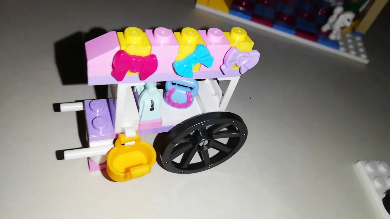 LEGO Friends - 41058 Heartlake bevásárlóközpontja