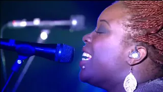 Download Yolanda and Massive Attack - All I Want (Glastonbury) MP3