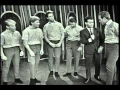 Download Lagu Dick Clark Interviews The Beach Boys - American Bandstand 1964