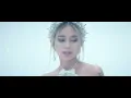 NIKI - Plot Twist (Official Music Video)