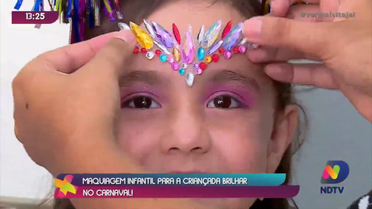 Maquiagem infantil para a criançada brilhar no carnaval