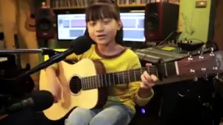 Download Gail Sophicha (9 Years Old) - Back To December (Taylor Swift) Acoustic MP3