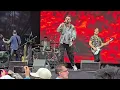 Para su amor depredador, The Mills en vivo canción Amor Depredador Bogota