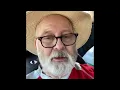 SELFIE-TIME hilarious old man fluffing the duck guy
