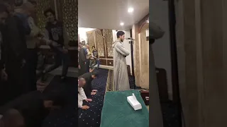 القارئ أنس عبد الستار يبكي الجميع في المسجد في صلاة التراويح      دندنها