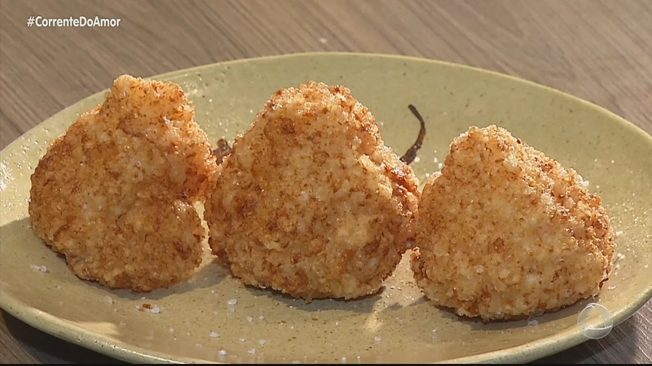 GASTRONOMIA EM DIA: COXINHA DE TAPIOCA COM QUEIJO COALHO VOCÊ EM DIA