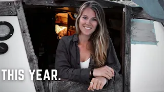 Snowstorm Warnings and Travel Chaos | Young Couple Living on a Sailboat | A Year in Review