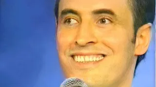 القيصر كاظم الساهر يبدع في أداء رائعة سمو الشيخ محمد بن راشد ال مكتوم اغسلي بالبرد دبي 97 