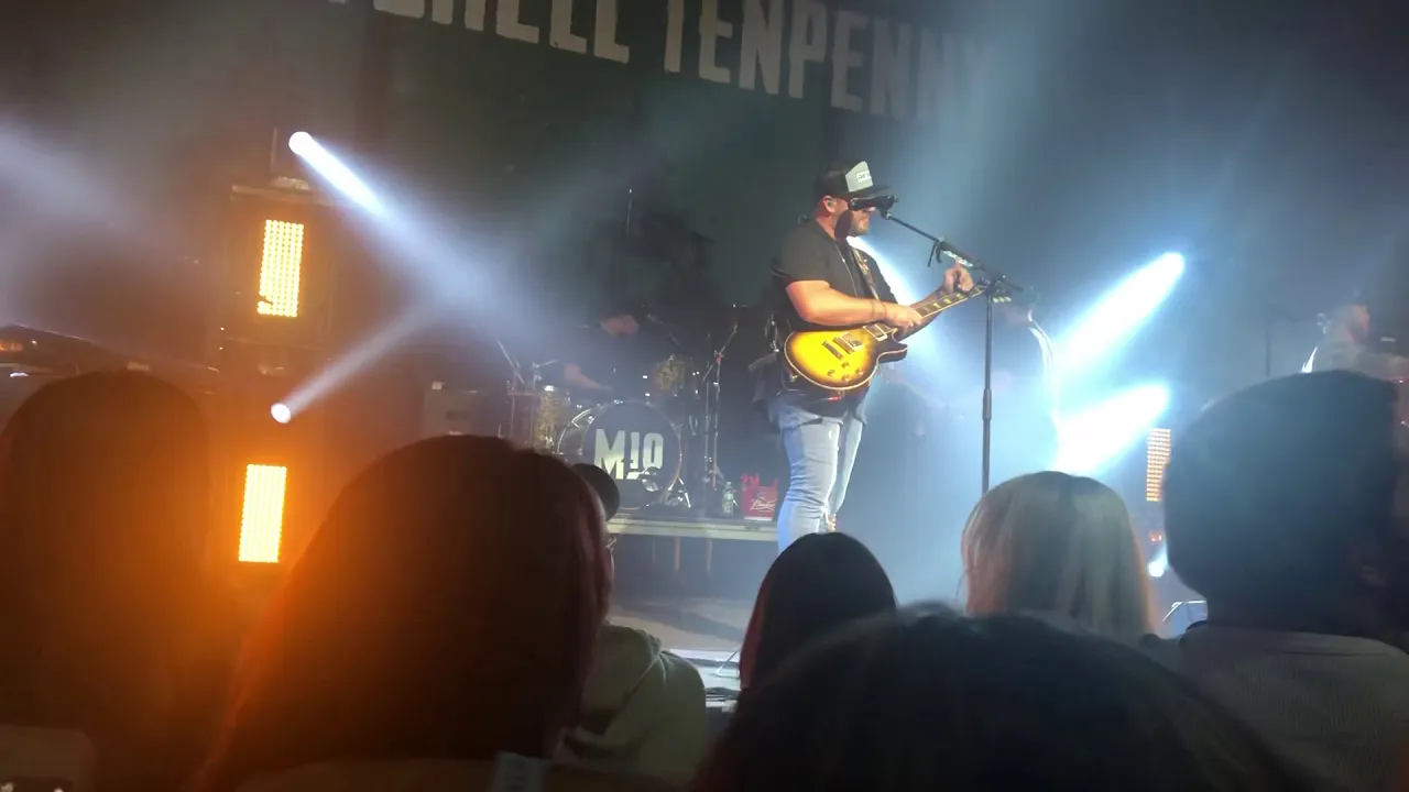 Mitchell Tenpenny and Seaforth - Anything She Says Live Baltimore