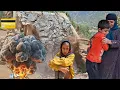 Download Lagu How can war destroy a homeless mother's will to build a home?
