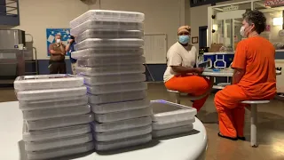 110 000 Texas prison inmates to get computer tablets with apps radio and email