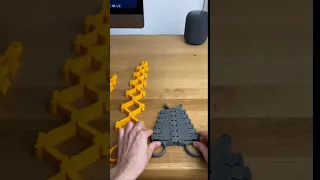 as you asked me, the 3D Printed Scissor Snake is still growing ????