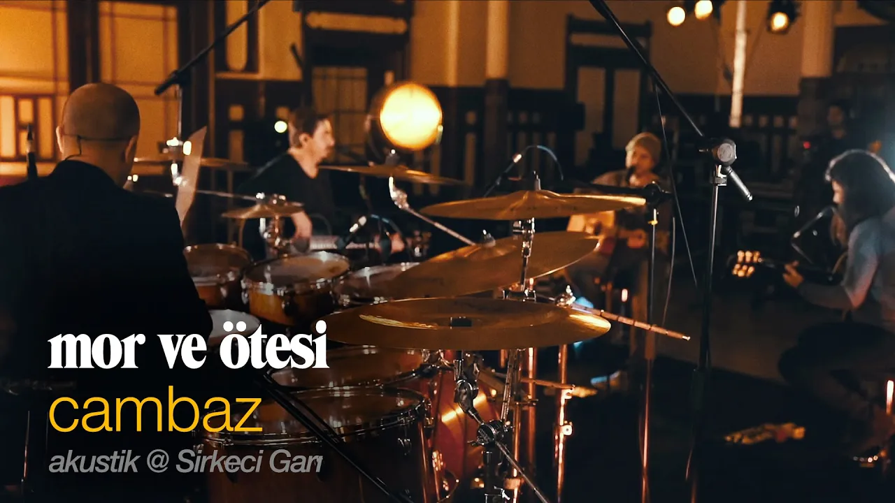 cambaz | akustik canlı @ Sirkeci Garı - mor ve ötesi cambaz | akustik canlı @ Sirkeci Garı - mor ve ötesi