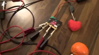 BBC microbit Python Circuit and Music Project