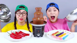 Fondue sô cô la Thức ăn kẹo dẻo Thử thách DONA