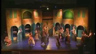                                        على بابا والحرامية   فرقة مو ال دندنها