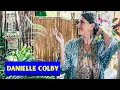 This Messy Background Detail in Danielle Colbys Photo Is Driving People Nuts