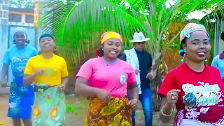 MPITORATANY Clip Officiel Chorale TARATR I MARIA 