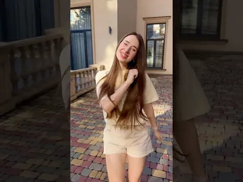 Brazilian dance trend / Tik Tok dance trend
