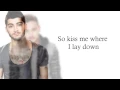 Download Lagu One Direction - 18 (Lyrics + Pictures)