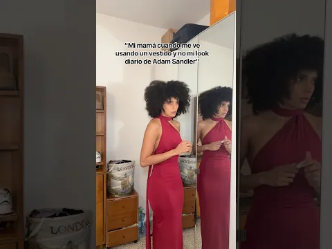 “Mi mamá cuando me ve usando un vestido y no mi look diario de Adam Sandler” #humor