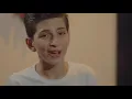 مصطفى العبدلله و فهد بلاسم وجهك خير.
