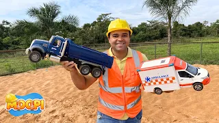 Veículos Caminhão e Tratores, aprendizagem com brinquedo para crianças! MOOPI - O Super Faz-Tudo