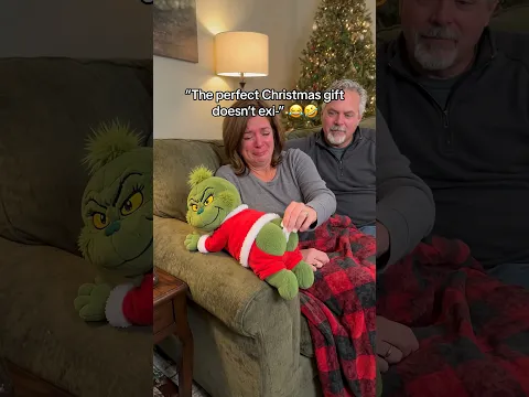 Comment “GRINCH” to get the link! 🤣🎄#grinch #christmasgifts #funnygifts #usa #christmas