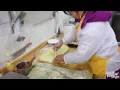 Juicy Pork Baozi in Chengdu- Mindblowing! 包子
