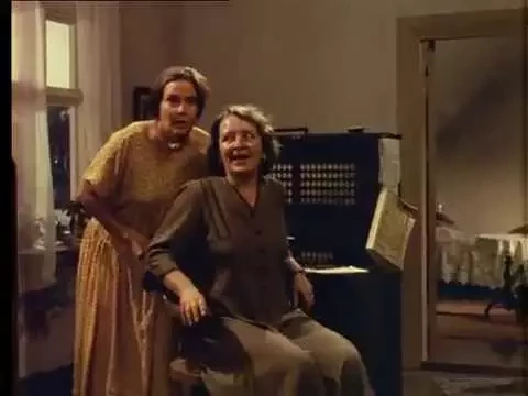 Aatamin puvussa... ja vähän Eevankin (1971) Trailer