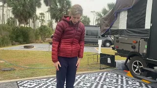 KalafunOutdoor Patio Plastic Straw Rug - 3 ways this ground mat improves our camping experience