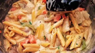 مكرونه بالوايت صوص فى 3 دقايق بس سريعه جدا و بدون كريمه بمكونات فى كل بيت بدون لحوم أو أجبان 