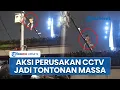 Download Lagu Pemuda Rusak Fasilitas CCTV di Prapatan Kwitang, Jadi Tontonan \u0026 Disambut Sorakan Massa Aksi