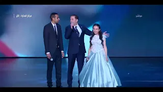 قادرون باختلاف على إبهار الجميع النجم مدحت صالح ونموذج من ذوي الهمم في أغنية سحابة عدت 