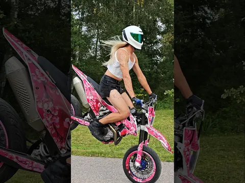 Girls cant ride? 🤣🤣