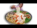 Download Lagu Bà Tân Vlog - Lần Đầu Làm Bát Bún Bò Huế Khổng Lồ Đãi Cả Làng