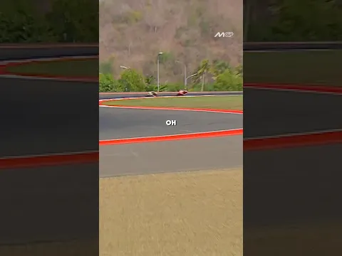 Jose Antonio Rueda's Moto2 save: half dismount, full recovery 😮‍💨