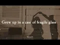 Laufey- Fragile Lyrics