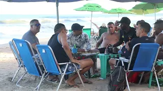 TIRANDO ONDA NA PRAIA - Pegadinha