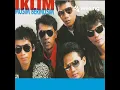 Download Lagu Selamat Tinggal Penderitaan