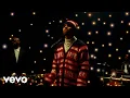 Lagu Chris Brown - It's Giving Christmas