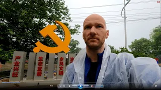 独自穿行社会主义村庄：中国