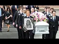 Download Lagu Naddel stirbt mit 60 Jahren im Krankenhaus: Dieter Bohlen weint vor Schmerzen bei ihrer Beerdigung