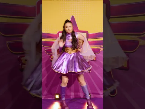 Superheldenpose: Strike a pose 🗲💜 #K3superhelden