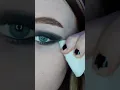 Avril Lavigne makeup tutorial