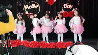 نحنا الاطفال الحلوين 